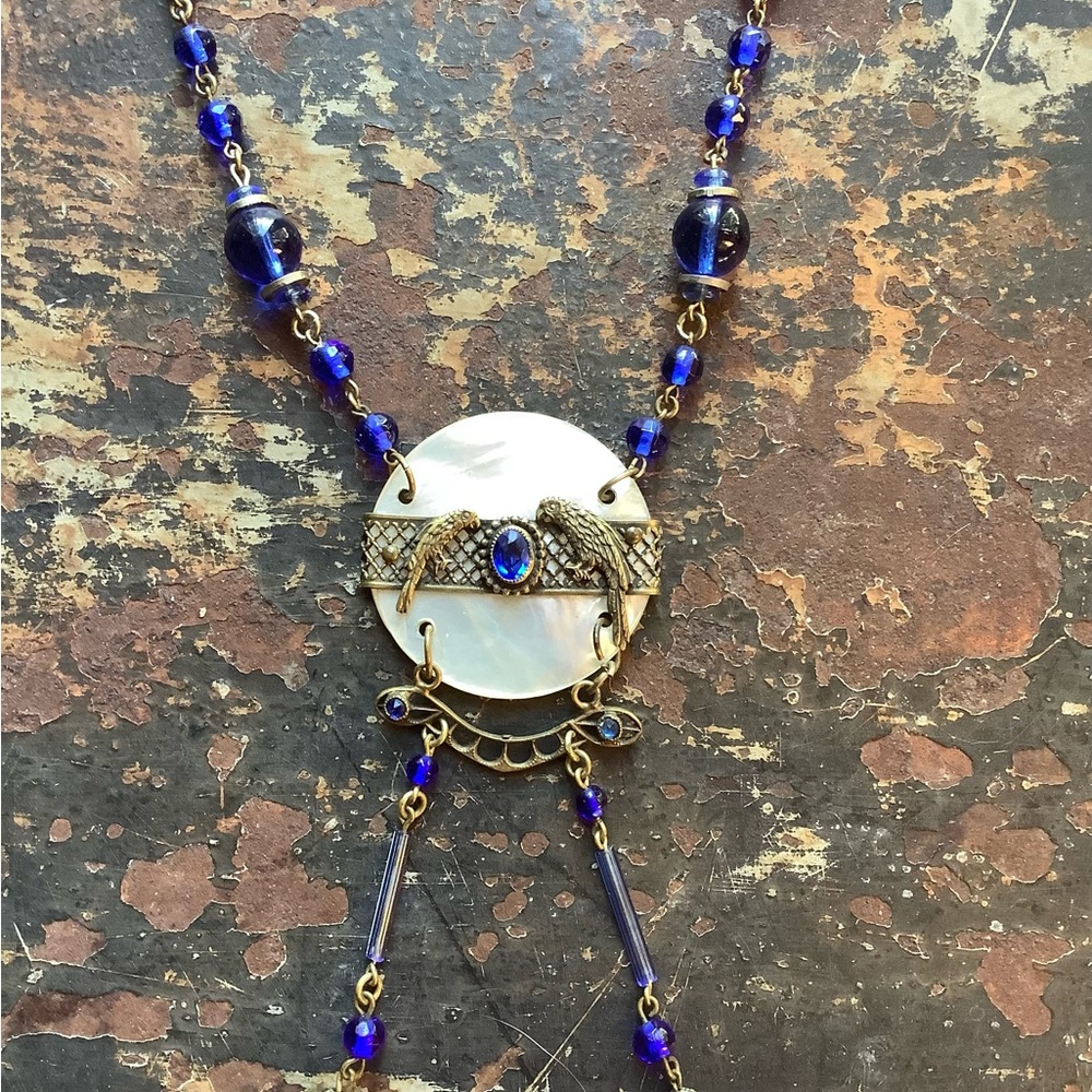Vintage 1930s Cobalt Blue Mother of Pearl Necklace